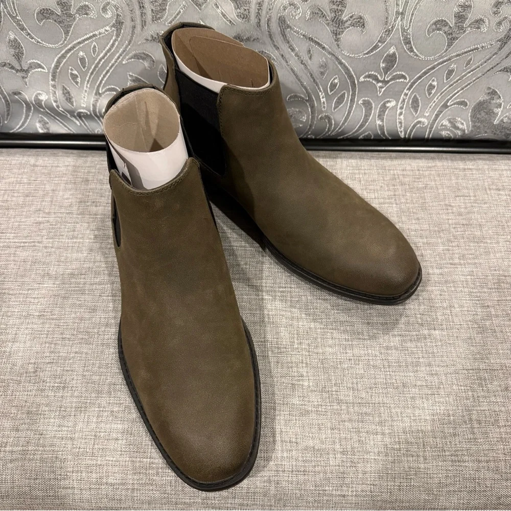 Madden Men's Maxxin Chelsea boot in olive